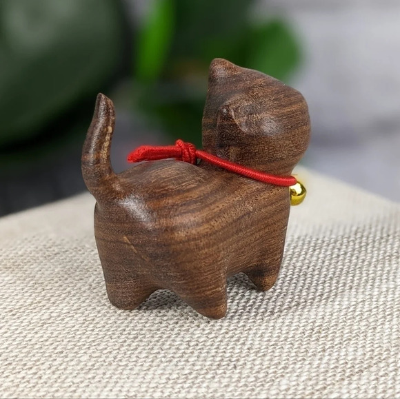 Wooden hand carved cat statue figurine kitty brown wood color, tail up prancing - Picture 4 of 8